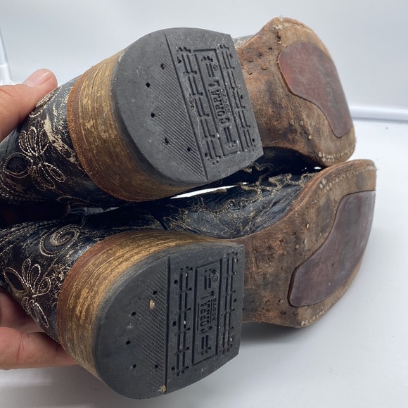 Womens Corral Cowboy boots size 8.5 check them out very nice thanks 🙏 - Picture 6 of 12